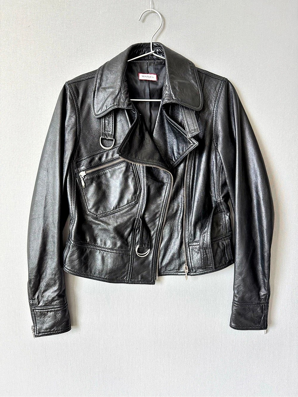 Max&Co. Black Leather Moto Jacket with Zipper and Strap Details - Size 4US - Picture 4 of 8